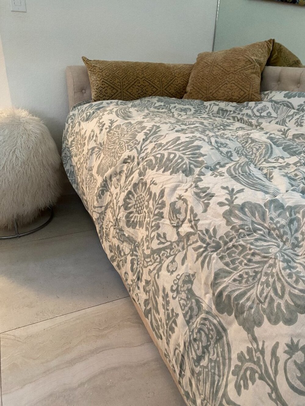 Pottery Barn Twin Duvet (cover only - no filling)